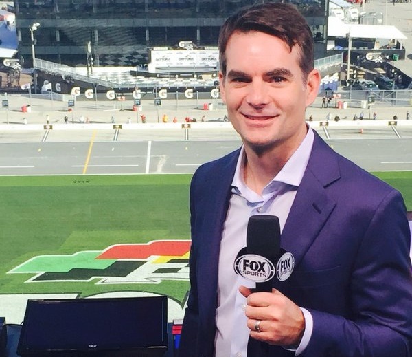 Gordon embraces his new role as an analyst for Fox NASCAR's coverage.