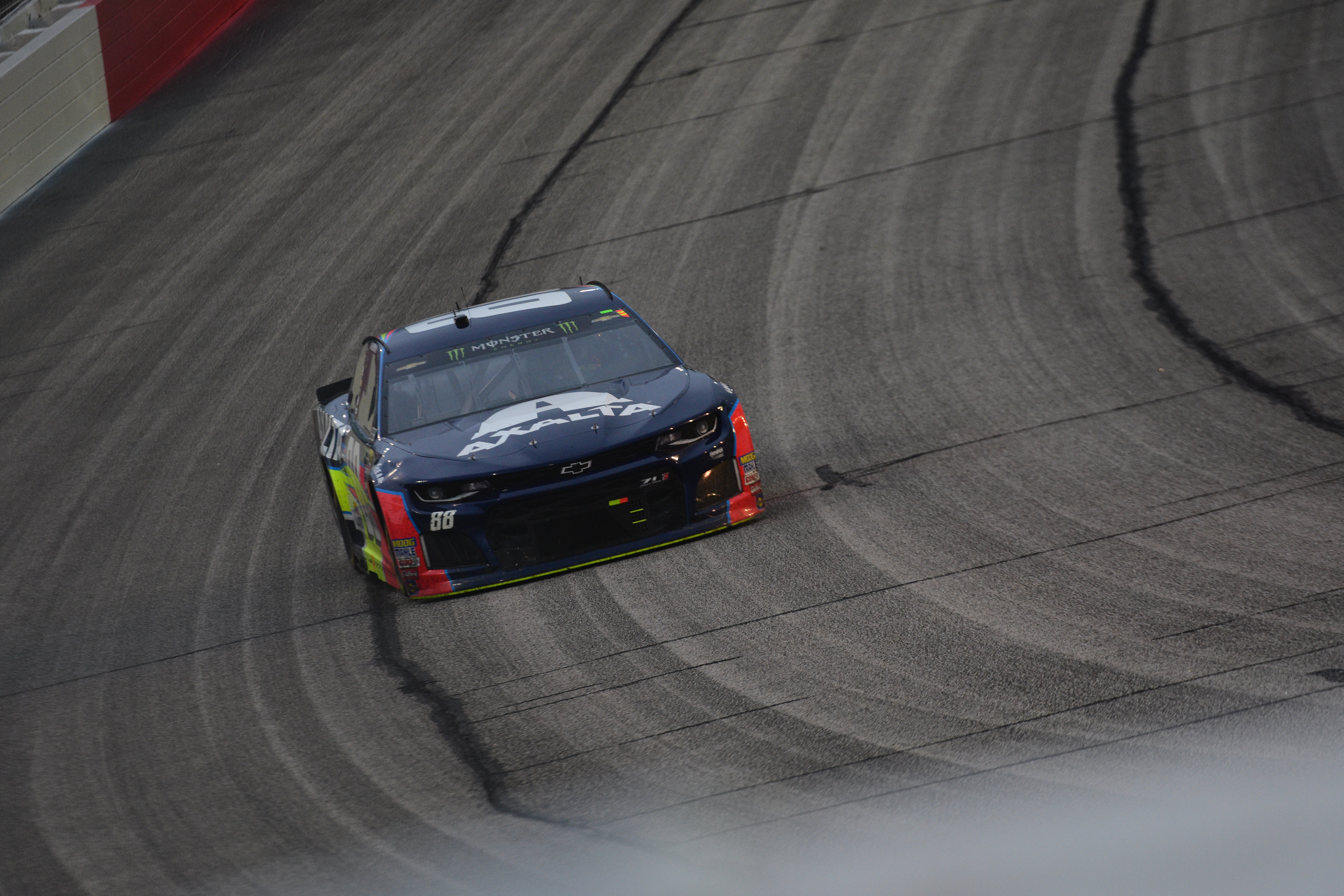 Relentless, Bowman searches for the best line at Atlanta. (Photo Credit: Zach Darrow/TPF)
