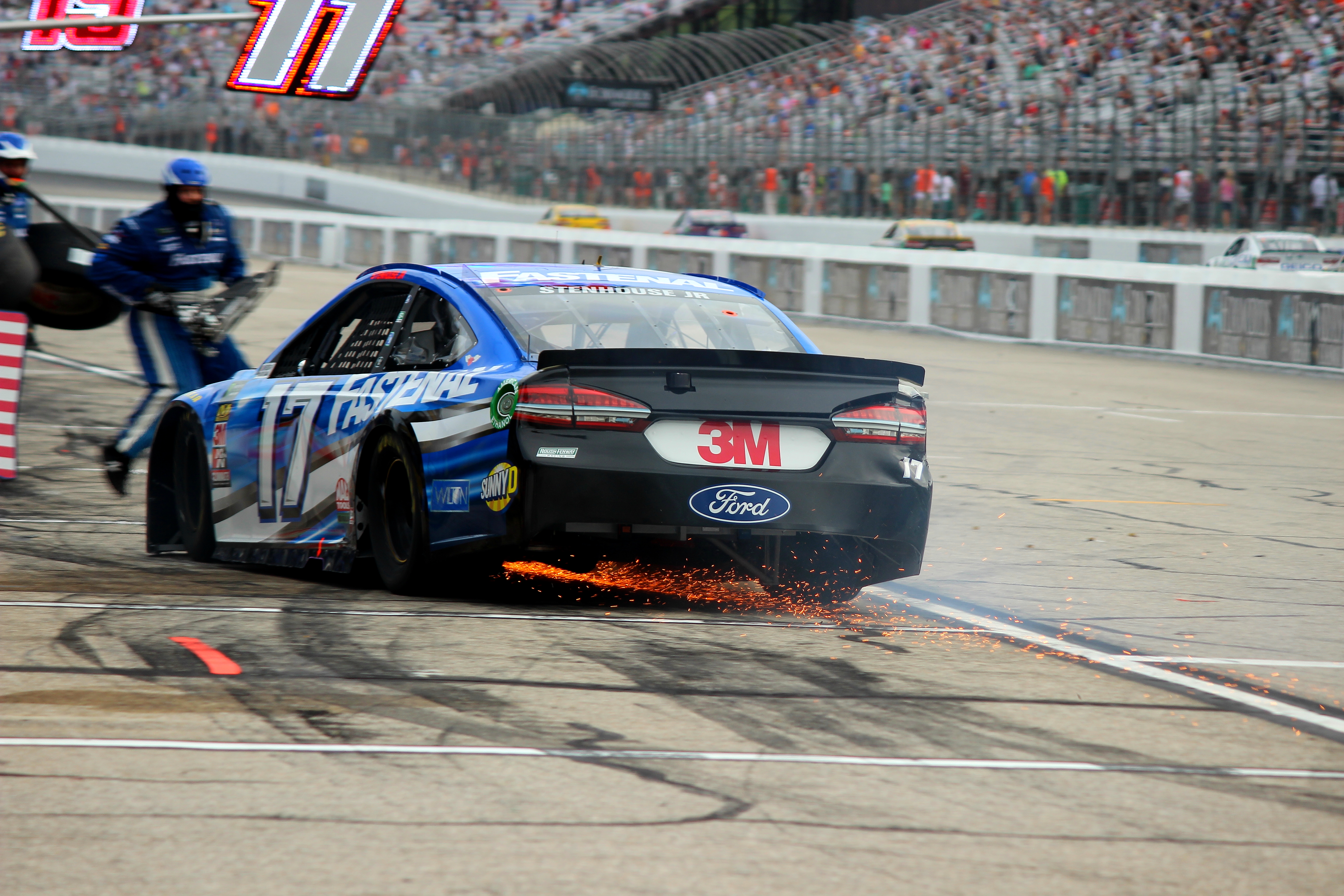 Stenhouse needed any workable brakes during a tough race at Loudon. (Photo Credit: Josh Jones/TPF)