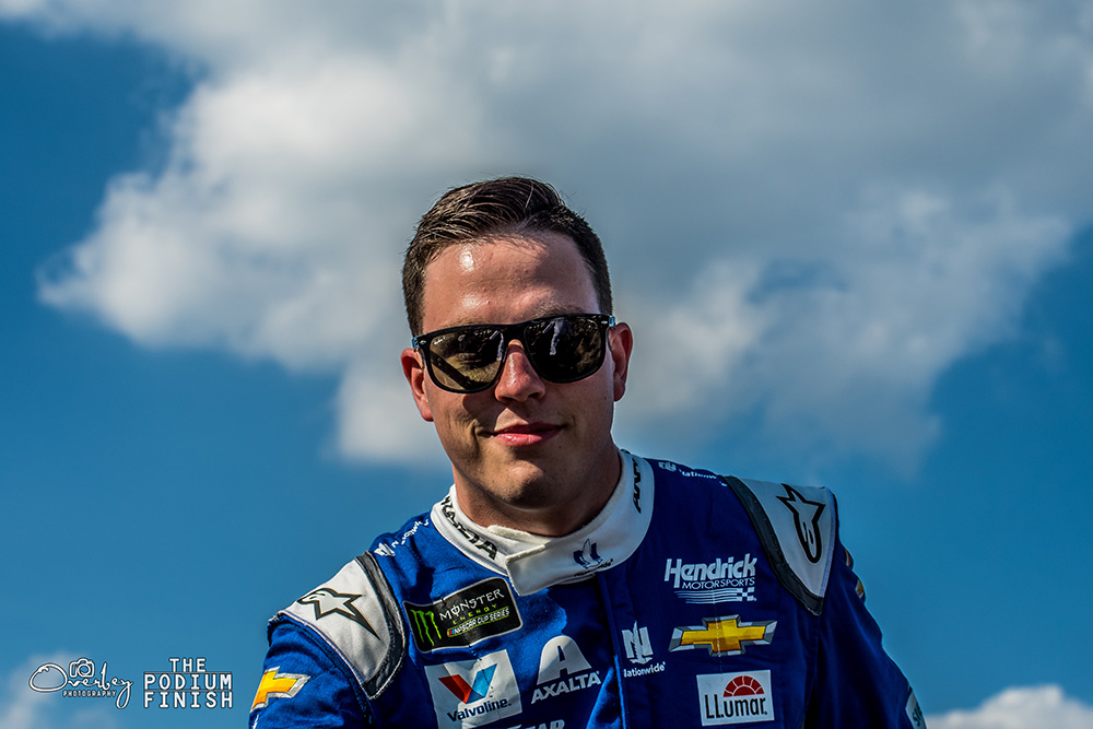 Similarly, Alex Bowman seems to be a popular driver with race fans. (Photo Credit: Daniel Overbey/TPF)