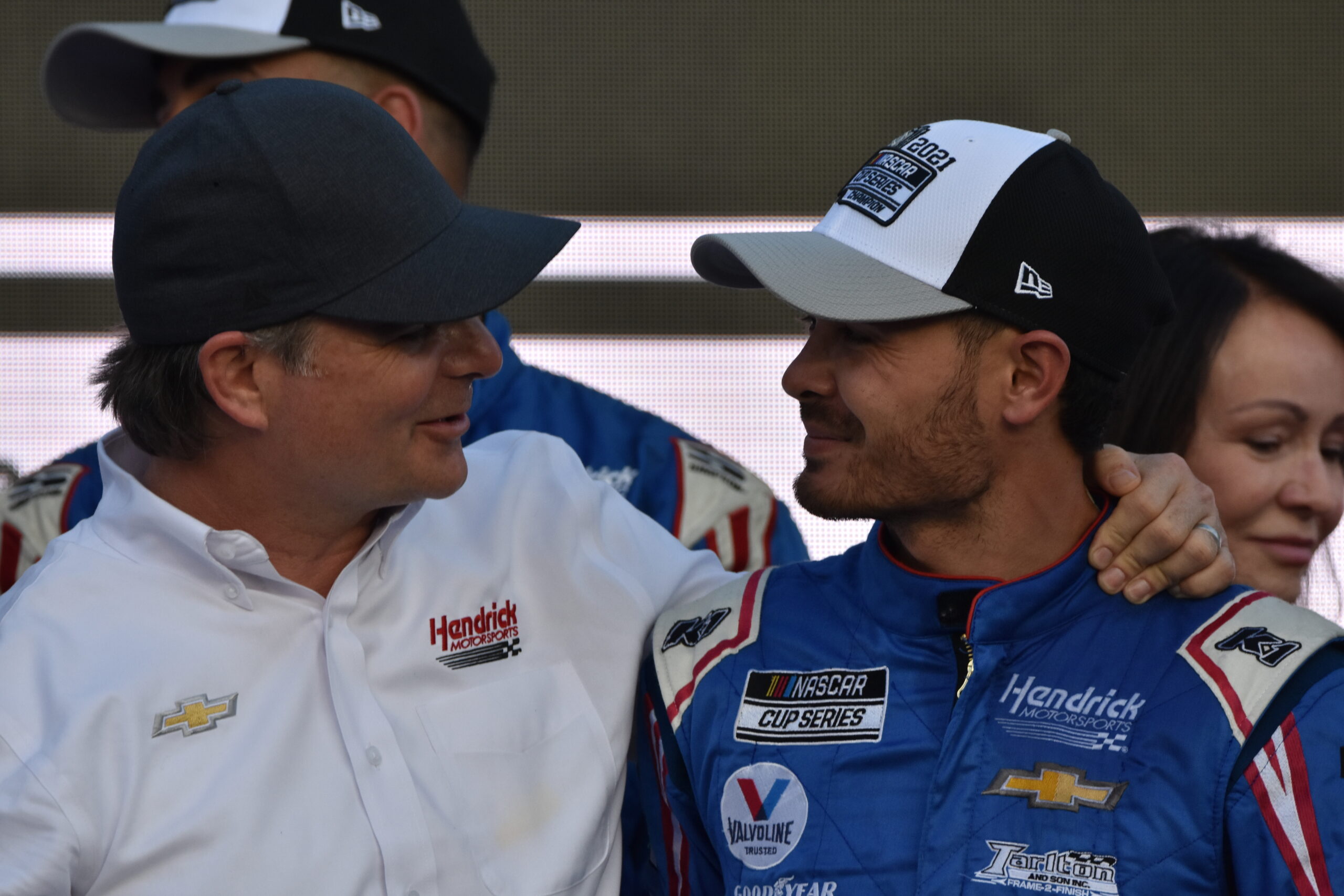 Jeff Gordon celebrates the 2021 NASCAR Cup Series championship with Kyle Larson. (Photo: Luis Torres | The Podium Finish)