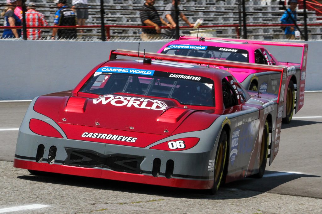 Castroneves looked at home in a stock car. (Photo: SRX)