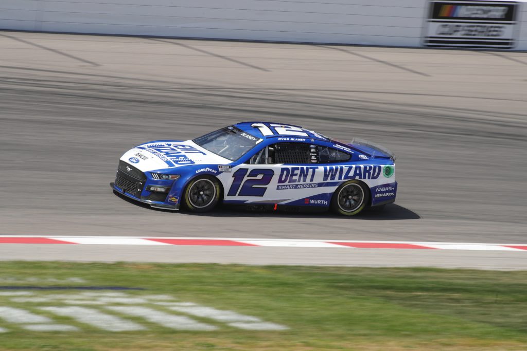 Ryan Blaney's chasing down his first checkered flag of 2022. (Photo: Stephen Conley | The Podium Finish)