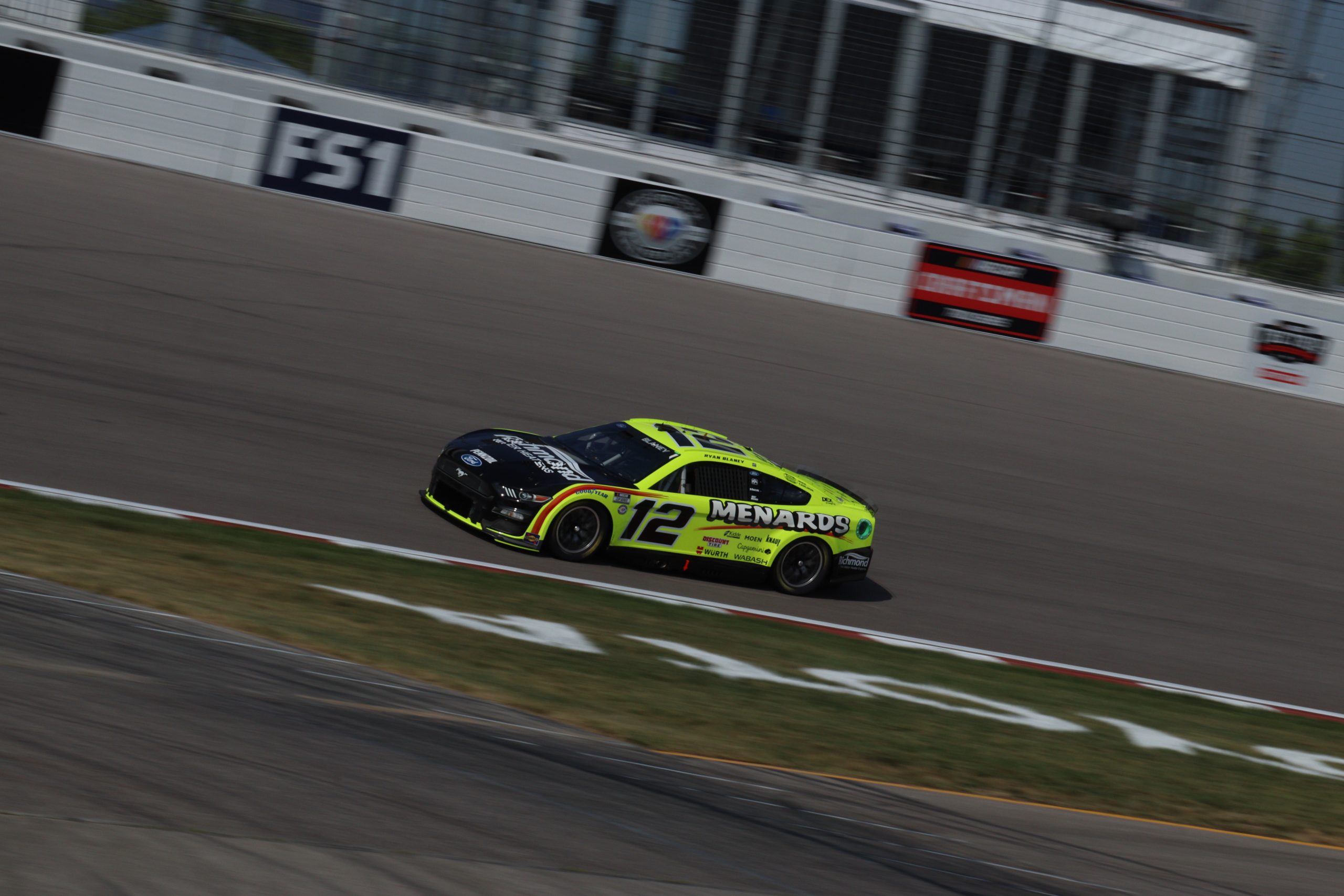 Ryan Blaney would love to go back-to-back with victories, starting from the second position in Sunday's Enjoy Illinois 300 at Gateway. (Photo: Bobby Krug | The Podium Finish)