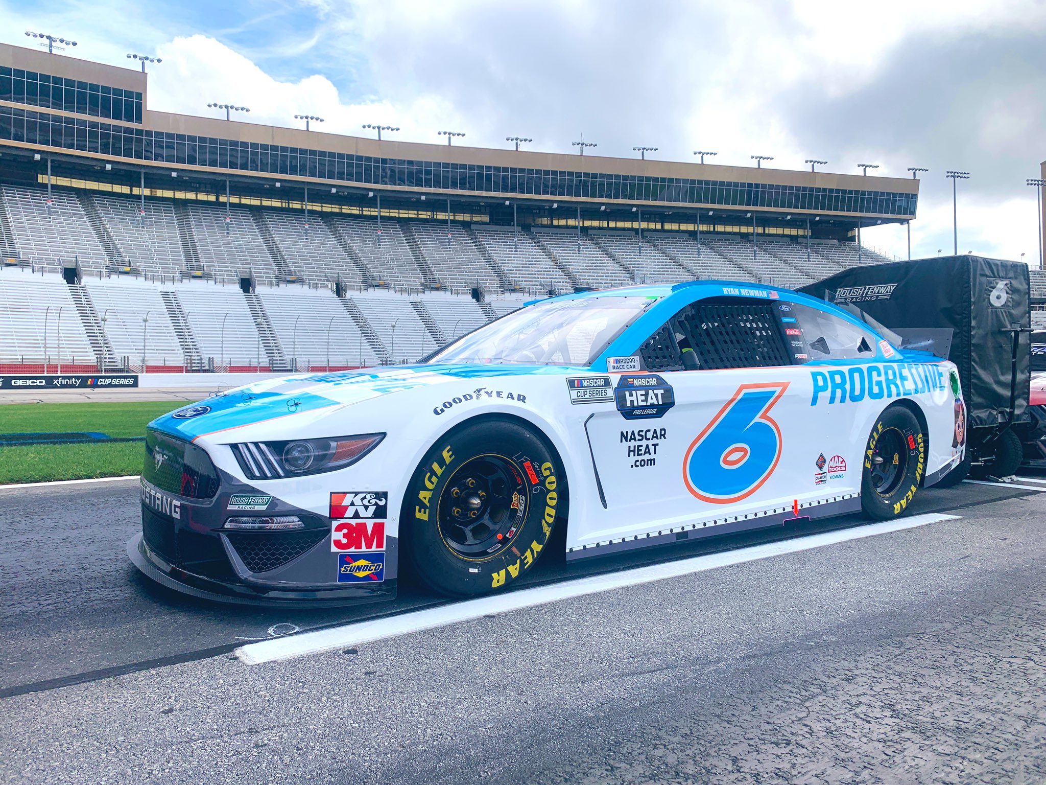 All things considered, Flo and the Progressive Insurance team seem prepared for the Folds of Honor QuikTrip 500! (Photo Credit: Roush Fenway Racing's Twitter)