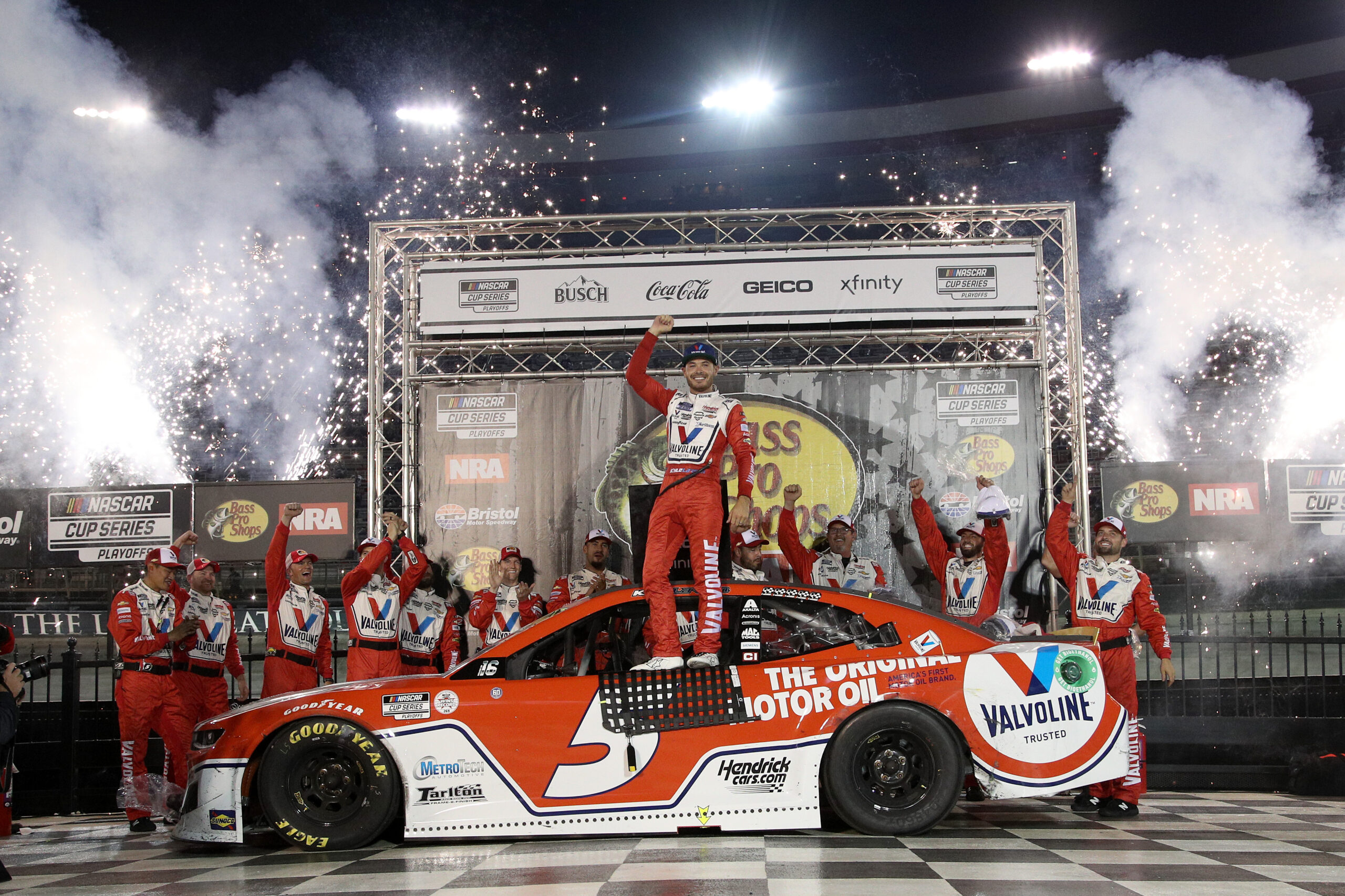 Kyle Larson avoided the late race drama between Kevin Harvick and Chase Elliott to win the Bass Pro Shops Bristol Night Race. (Photo Credit: Brian Lawdermilk | Getty Images).