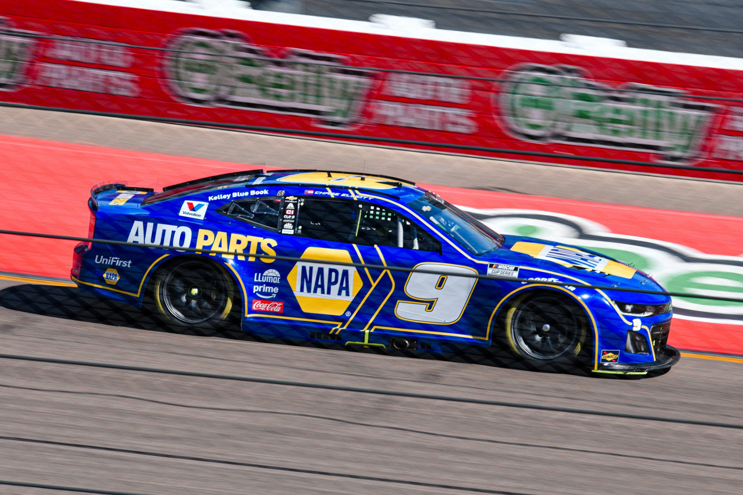 Chase Elliott on-track in the 2025 Shriner's Children's 500 at Phoenix Raceway. (Photo: Myk Crawford | The Podium Finish)