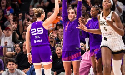 Phoenix Mercury guard Jovana Nogic (no. 29) celebrates with her teammates on Friday. (Photo: Phoenix Mercury)