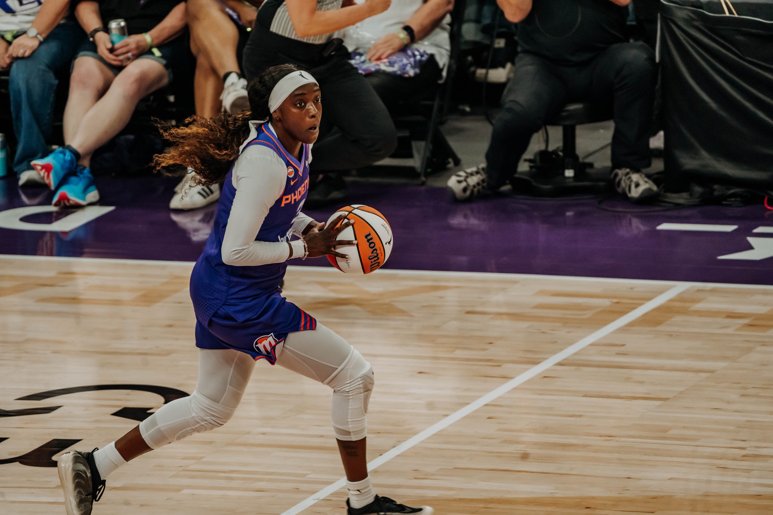 Phoenix Mercury guard Kahleah Copper (No. 2) during a matchup against the Seattle Storm on June 20. (Photo- Adrianna Peralta, Trippy Traveler Media)