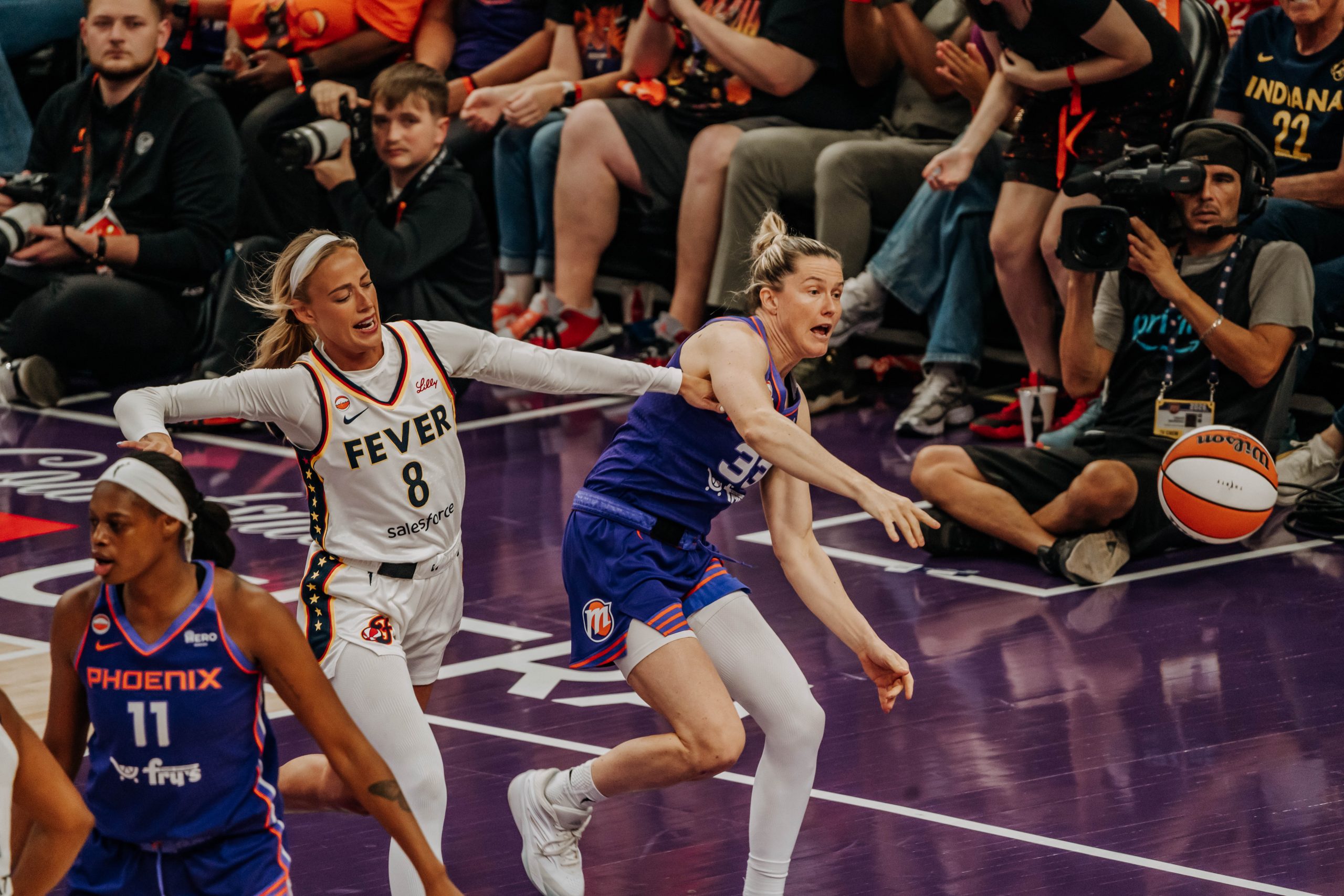 Phoenix Mercury guard Sami Whitcomb (No. 33) during a game against the Indiana Fever at Mortgage Matchup Center on July 9 (Photo: Adrianna Peralta | The Podium Finish)